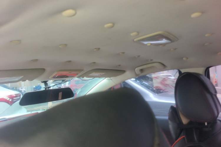 Used Haval H1 2016 Blue Label 1.5L AMT Luxury Model Headliner