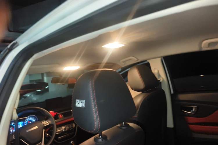 Used Haval H1 2016 Revised Version Blue Badge 1.5L Manual Comfort Edition Headliner