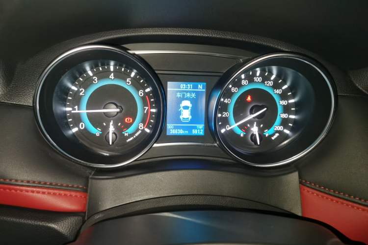 Used Haval H1 2016 Revised Version Blue Badge 1.5L AMT Luxury Edition Instrument Cluster