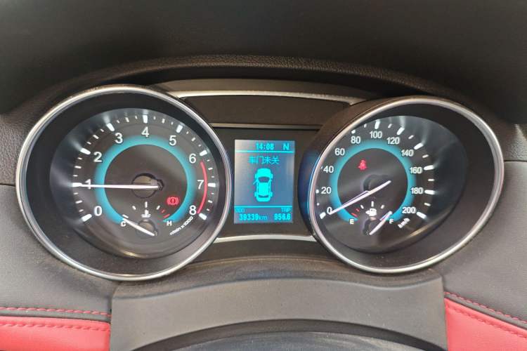 Used Haval H1 2016 Revised Version Blue Badge 1.5L AMT Luxury Edition Instrument Cluster