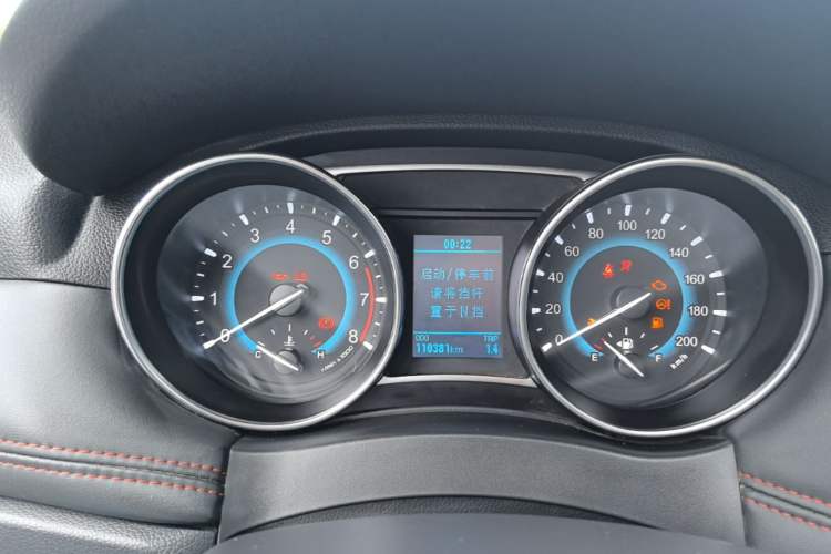 Used Haval H1 2016 Revised Version Blue Badge 1.5L AMT Comfort Edition Instrument Cluster