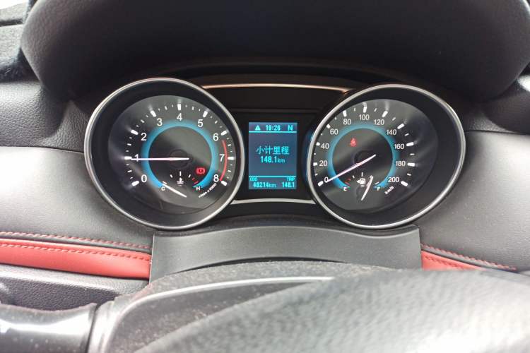 Used Haval H1 2016 Revised Version Blue Badge 1.5L AMT Comfort Edition Instrument Cluster