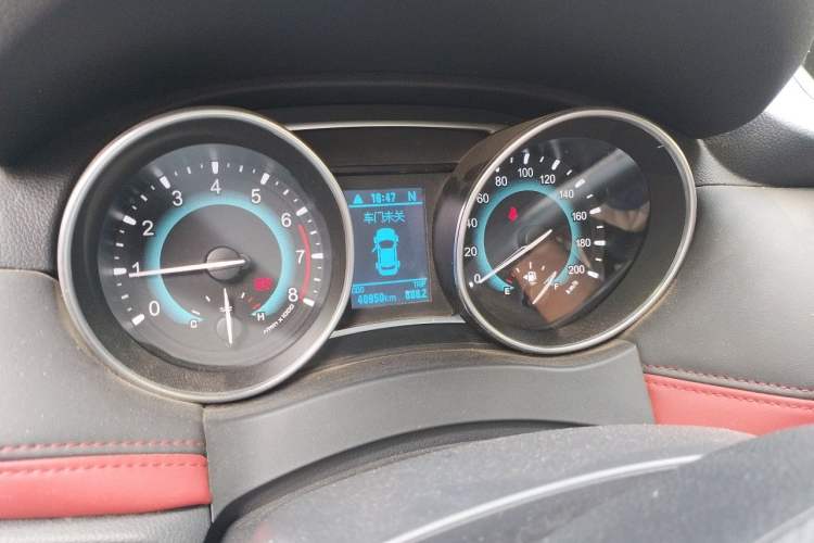 Used Haval H1 2016 Revised Version Blue Badge 1.5L AMT Comfort Edition Instrument Cluster