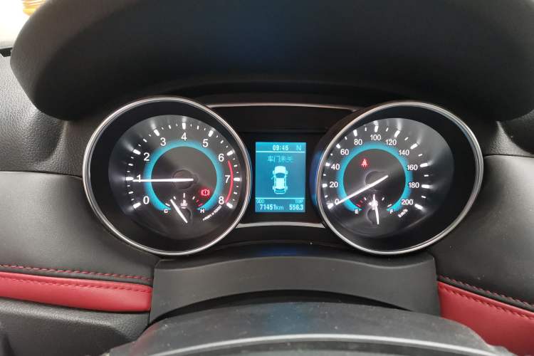 Used Haval H1 2016 Revised Version Blue Badge 1.5L AMT Luxury Edition Instrument Cluster