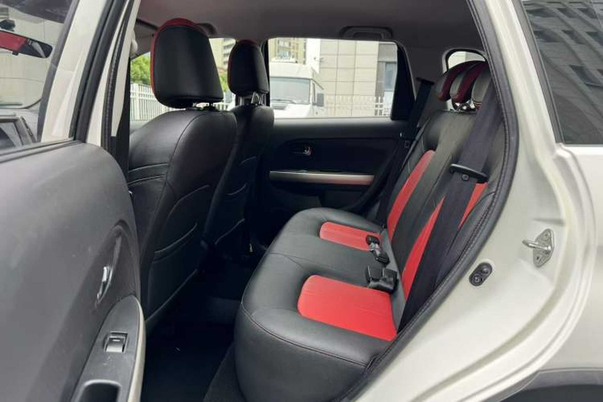 Used Haval H1 2016 Red-Label 1.5L AMT Luxury Model Interior 2