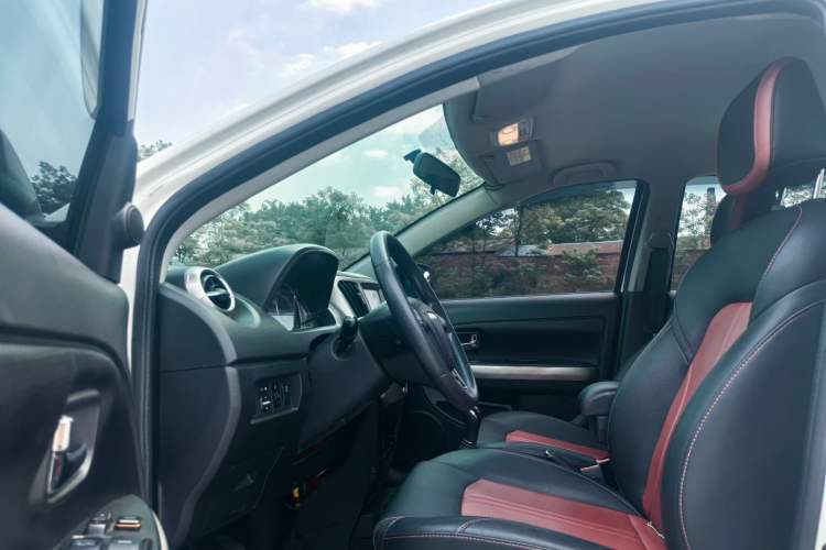 Used Haval H1 2016 Red Label 1.5L Manual Luxury Model Interior 2