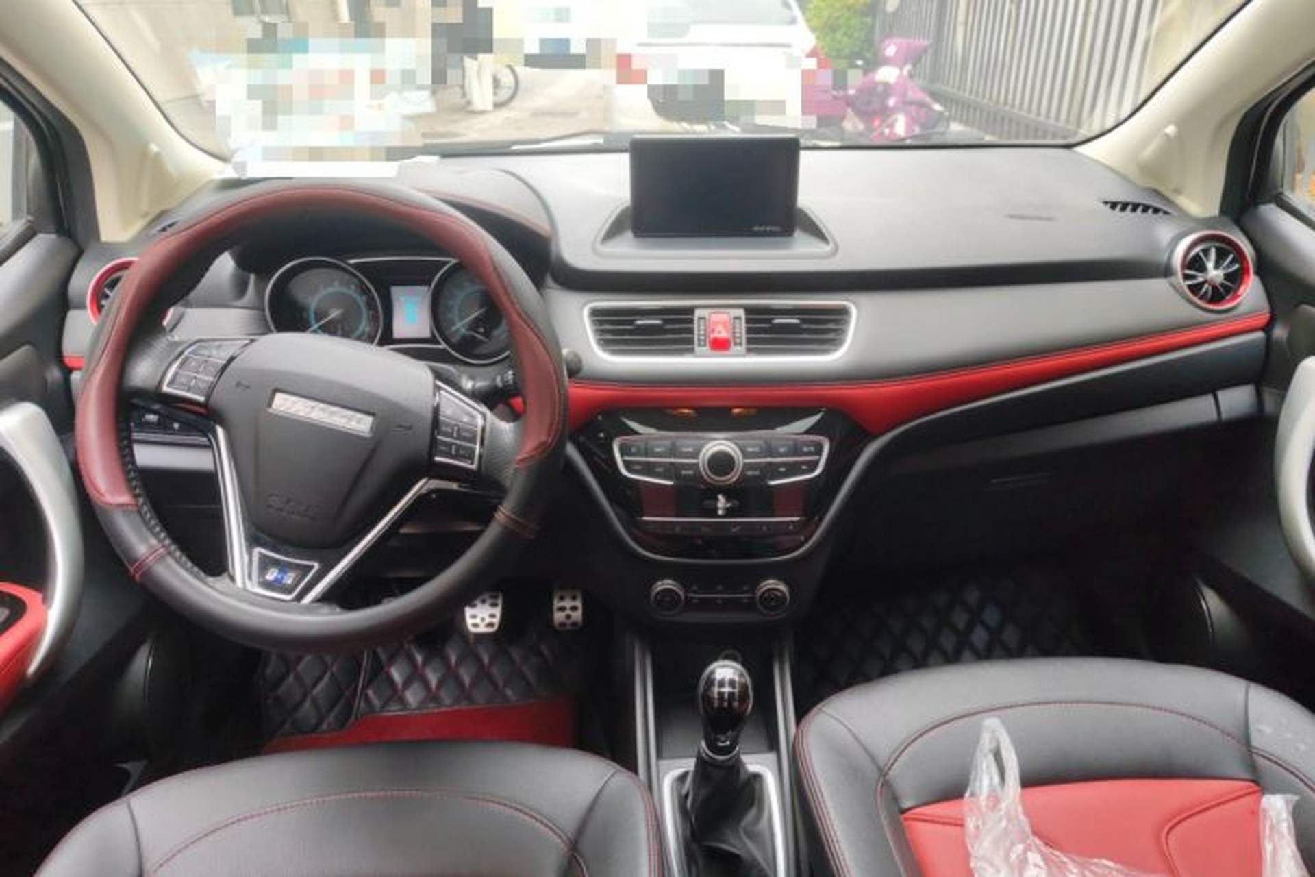 Used Haval H1 2016 Revised Version Blue Badge 1.5L Manual Luxury Edition Interior 2