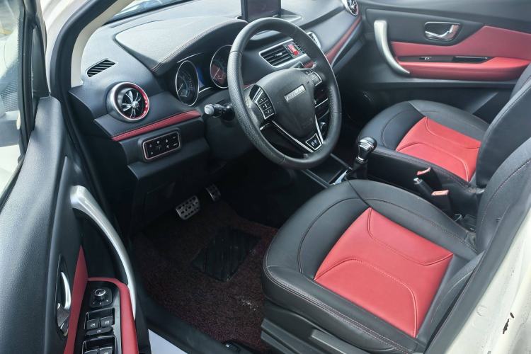 Used Haval H1 2016 Blue Label 1.5L AMT Luxury Model Interior 6