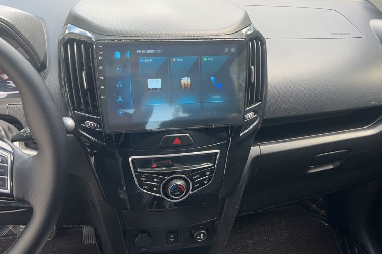 Used Haval H1 2016 Red Label 1.5L AMT Comfort Model Interior 7