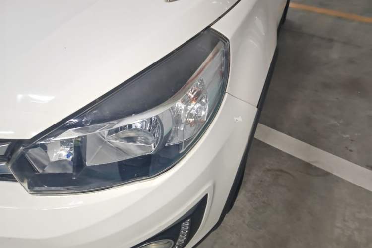 Used Haval H1 2016 Red Label 1.5L Manual Comfort Edition Left Front Headlight