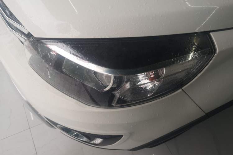 Used Haval H1 2016 Red Label 1.5L AMT Comfort Model Left Front Headlight