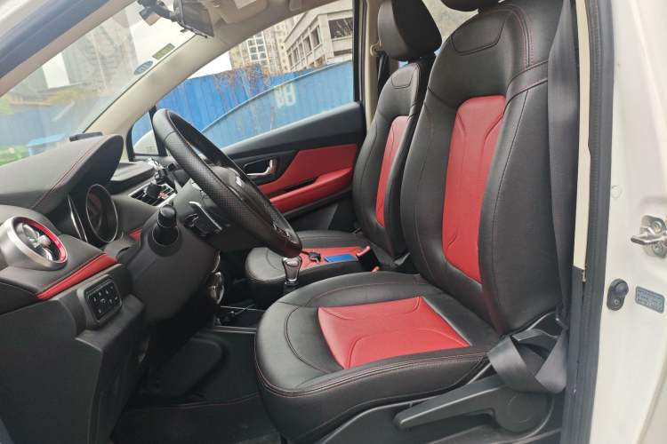 Used Haval H1 2016 Revised Version Blue Badge 1.5L AMT Luxury Edition Left Front Seat