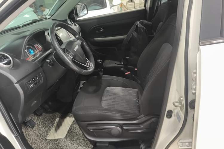 Used Haval H1 2016 Red Label 1.5L Manual Comfort Edition Left Front Seat