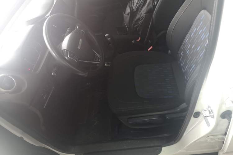 Used Haval H1 2016 Red Label 1.5L AMT Comfort Model Left Front Seat