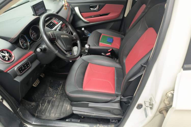 Used Haval H1 2016 Revised Version Blue Badge 1.5L AMT Comfort Edition Left Front Seat