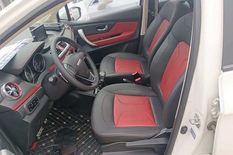 Used Haval H1 2016 Revised Version Blue Badge 1.5L AMT Luxury Edition Left Front Seat