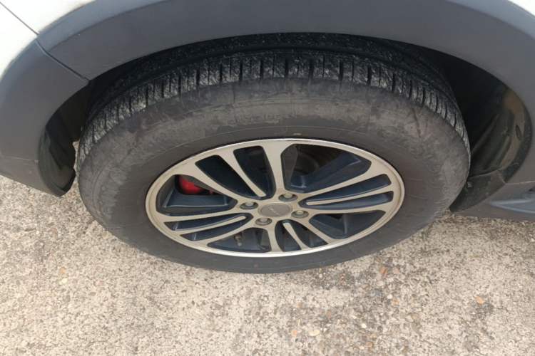 Used Haval H1 2016 Blue Label 1.5L Manual Luxury Model Left Front Wheel Hub