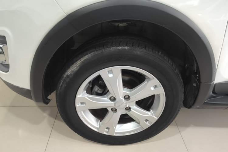 Used Haval H1 2016 Red Label 1.5L Manual Comfort Edition Left Front Wheel Hub