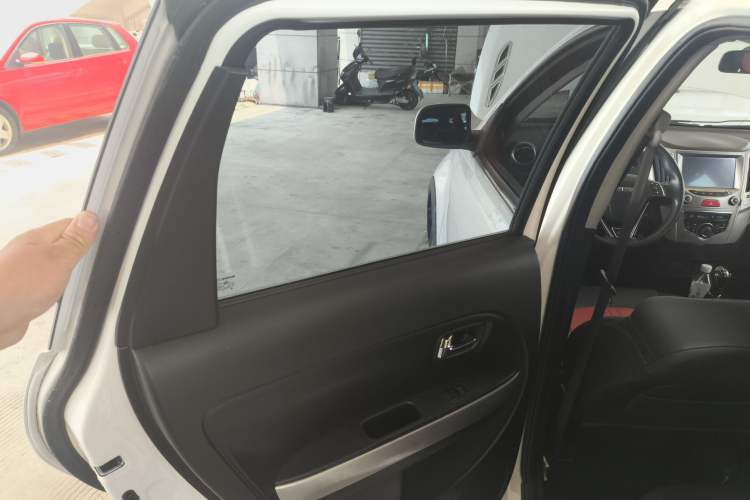 Used Haval H1 2016 Red Label 1.5L Manual Luxury Model Left Rear Door Interior