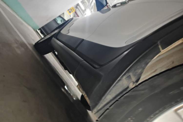 Used Haval H1 2016 Red Label 1.5L Manual Comfort Edition Left Side Sill