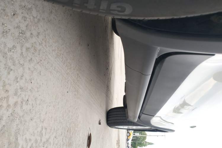 Used Haval H1 2016 Red Label 1.5L Manual Comfort Edition Left Side Sill