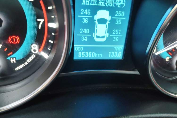 Used Haval H1 2016 Blue Label 1.5L AMT Luxury Model Odometer Close Up