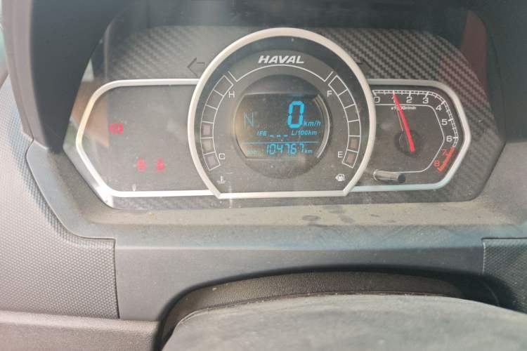 Used Haval H1 2016 Red-Label 1.5L AMT Luxury Model Odometer Close Up