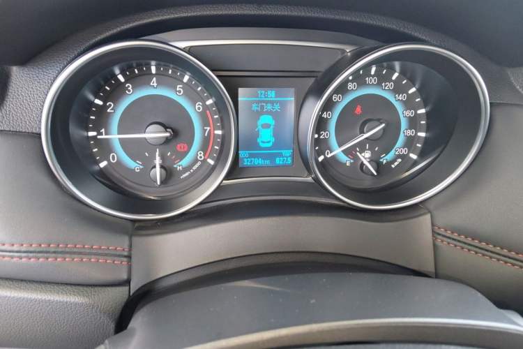 Used Haval H1 2016 Revised Version Blue Badge 1.5L Manual Luxury Edition Odometer Close Up