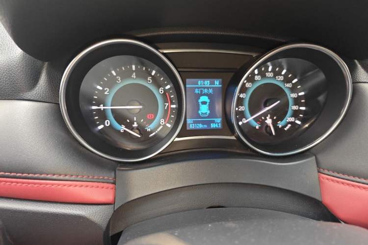 Used Haval H1 2016 Revised Version Blue Badge 1.5L AMT Luxury Edition Odometer Close Up