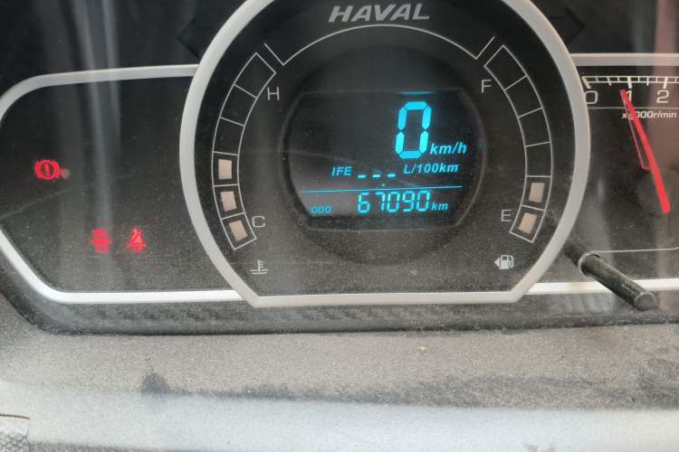 Used Haval H1 2016 Red Label 1.5L Manual Luxury Model Odometer Close Up