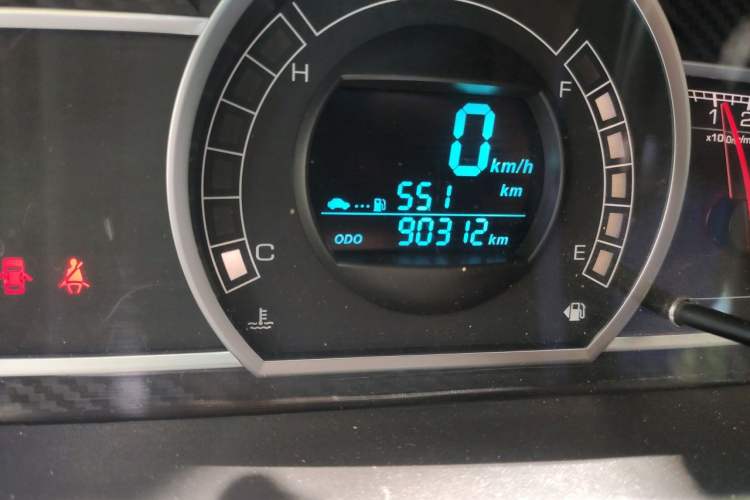 Used Haval H1 2016 Red Label 1.5L Manual Comfort Edition Odometer Close Up