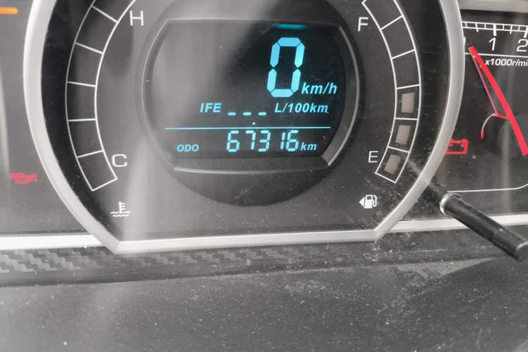 Used Haval H1 2016 Red Label 1.5L Manual Comfort Edition Odometer Close Up
