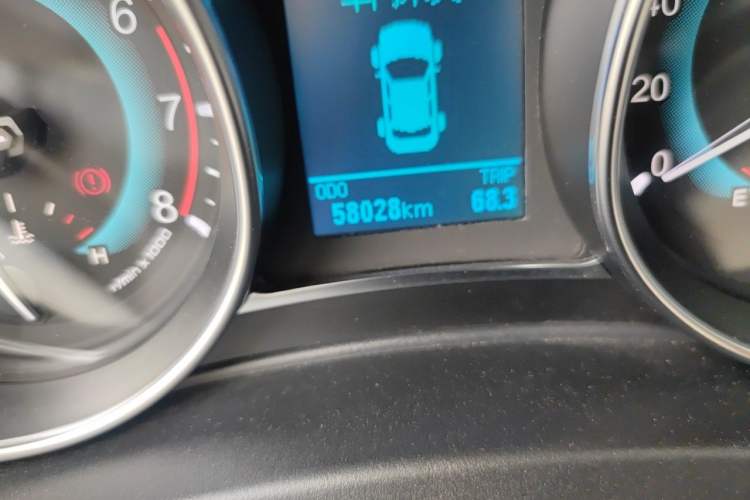 Used Haval H1 2016 Blue Label 1.5L AMT Luxury Model Odometer Close Up