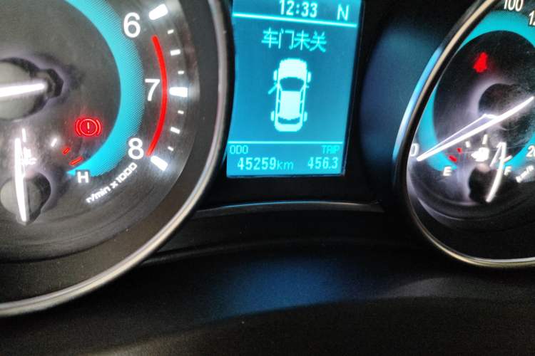 Used Haval H1 2016 Blue Label 1.5L AMT Luxury Model Odometer Close Up