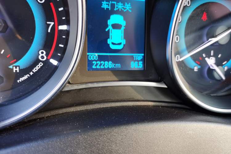 Used Haval H1 2016 Blue Label 1.5L AMT Luxury Model Odometer Close Up