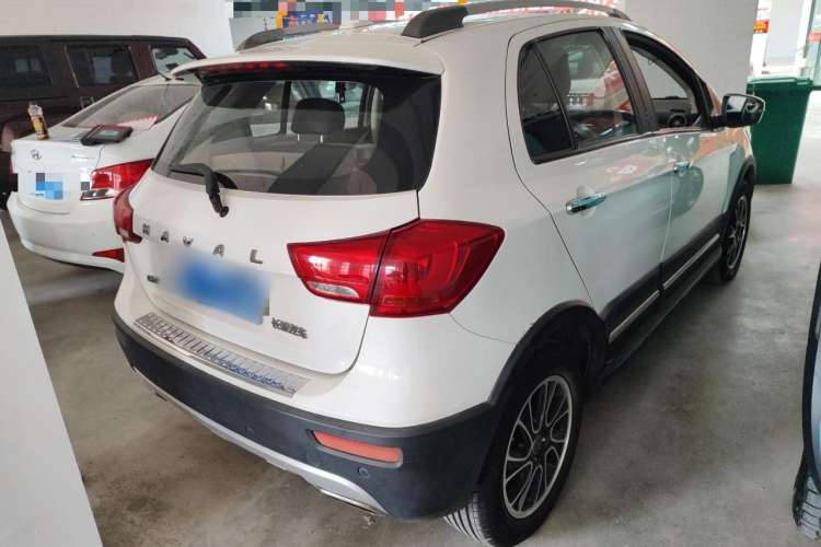 Used Haval H1 2016 Blue Label 1.5L AMT Luxury Model Rear Right 45 Deg