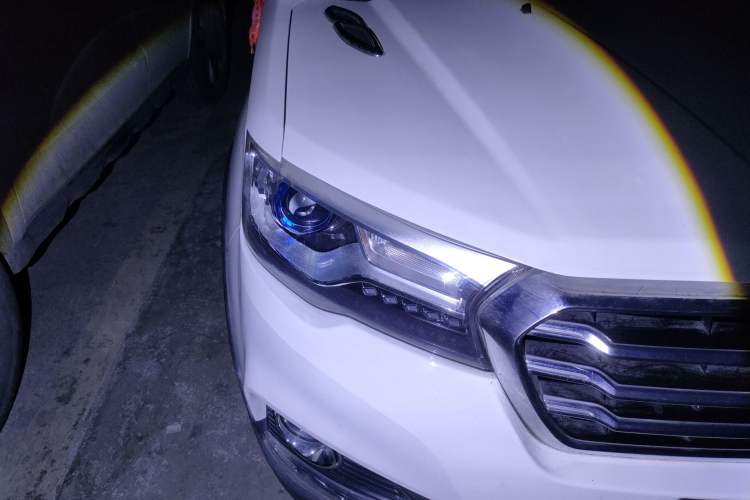 Used Haval H1 2016 Blue Label 1.5L AMT Luxury Model Right Front Headlight