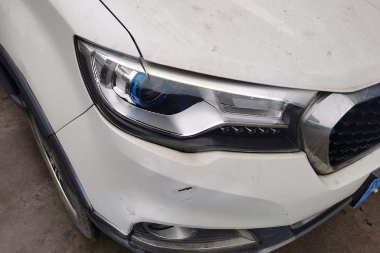 Used Haval H1 2016 Revised Version Blue Badge 1.5L Manual Luxury Edition Right Front Headlight