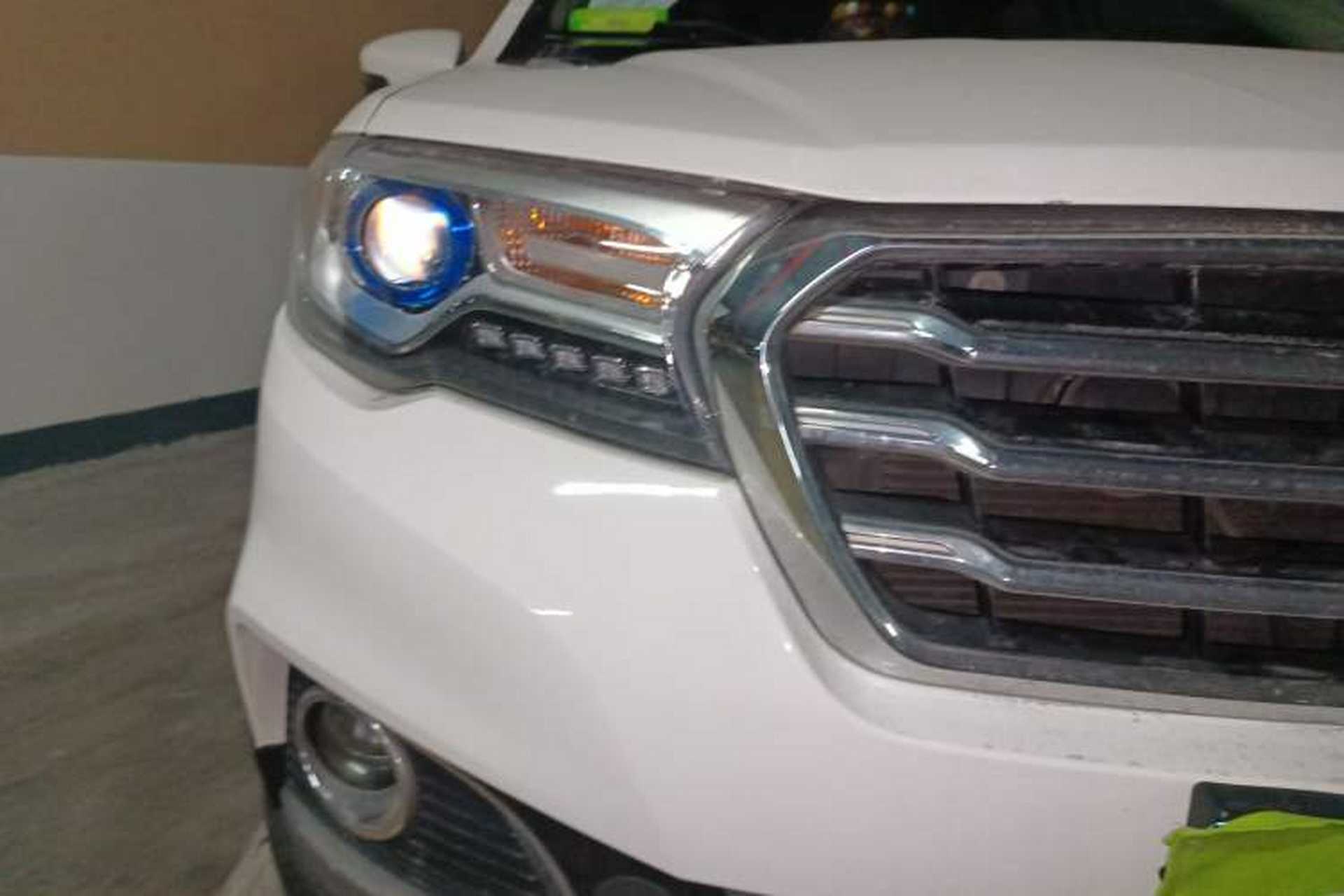 Used Haval H1 2016 Blue Label 1.5L AMT Urban Model Right Front Headlight
