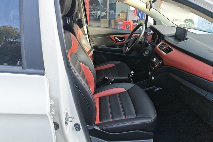 Used Haval H1 2016 Blue Label 1.5L AMT Luxury Model Right Front Seat