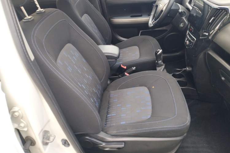 Used Haval H1 2016 Red Label 1.5L Manual Comfort Edition Right Front Seat