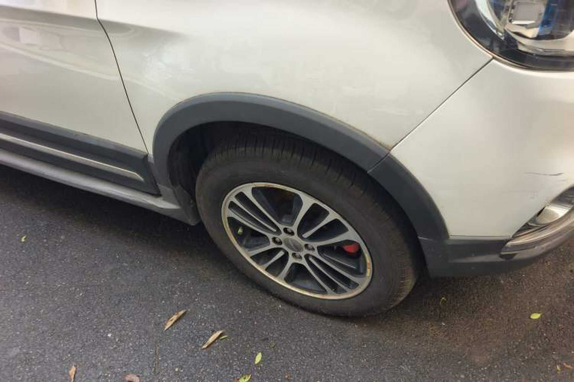 Used Haval H1 2016 Blue Label 1.5L AMT Luxury Model Right Front Wheel Hub