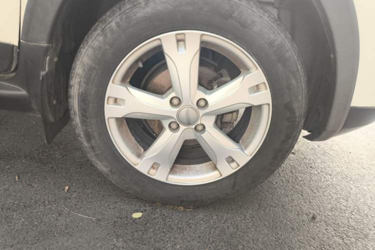 Used Haval H1 2016 Red Label 1.5L Manual Comfort Edition Right Front Wheel Hub