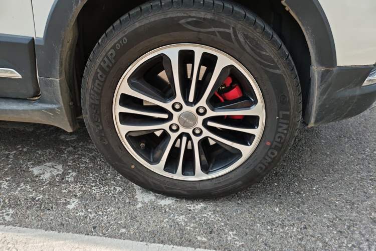 Used Haval H1 2016 Revised Version Blue Badge 1.5L Manual Luxury Edition Right Front Wheel Hub