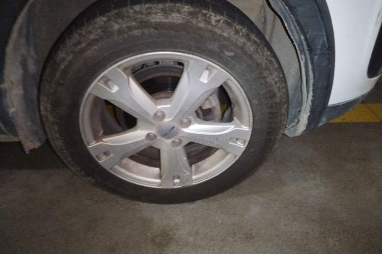 Used Haval H1 2016 Red-Label 1.5L AMT Luxury Model Right Front Wheel Hub