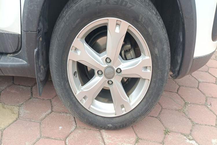 Used Haval H1 2016 Red Label 1.5L Manual Comfort Edition Right Front Wheel Hub