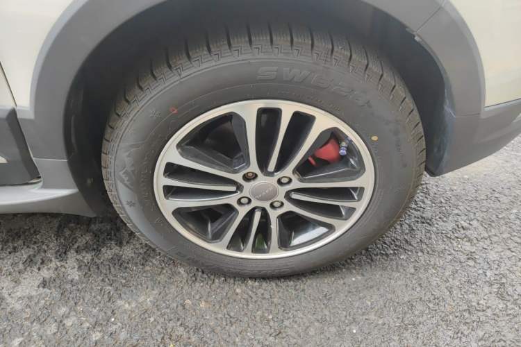 Used Haval H1 2016 Blue Label 1.5L AMT Luxury Model Right Front Wheel Hub