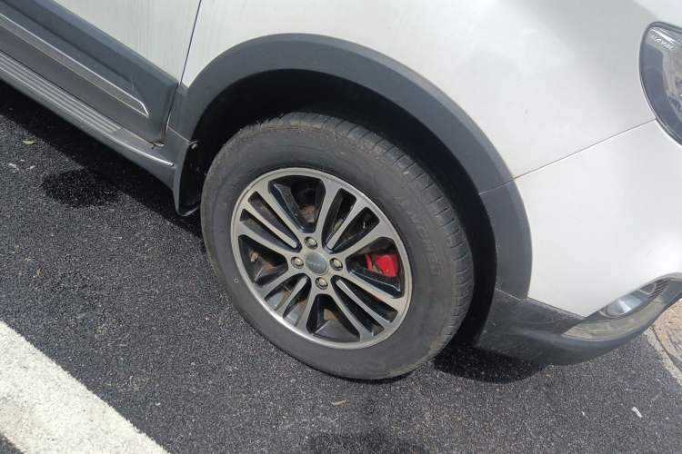Used Haval H1 2016 Blue Label 1.5L Manual Luxury Model Right Front Wheel Hub