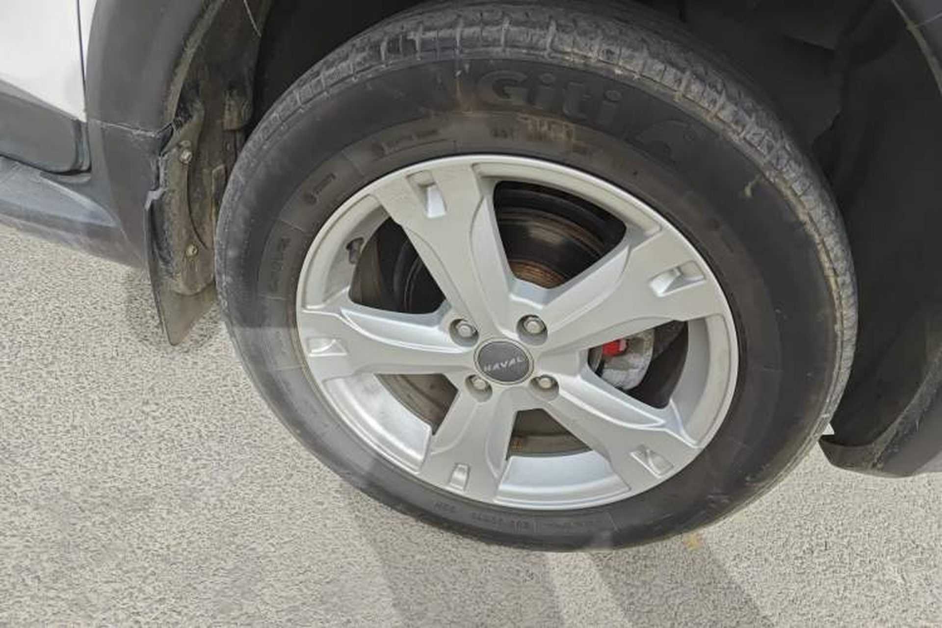 Used Haval H1 2016 Red-Label 1.5L AMT Luxury Model Right Front Wheel Hub