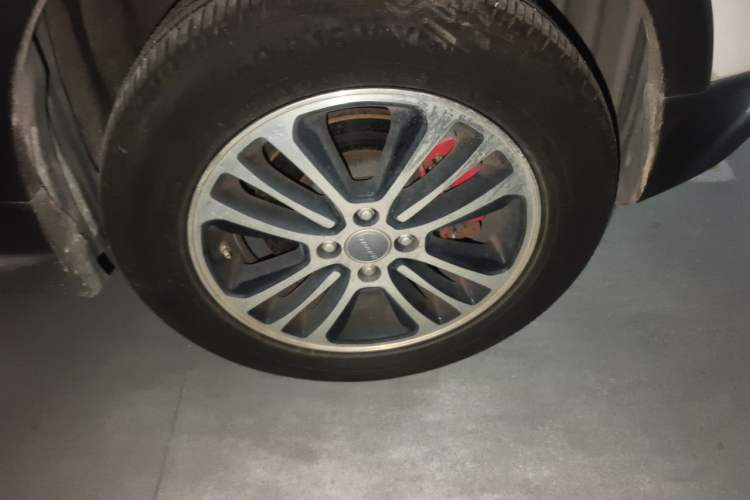 Used Haval H1 2016 Revised Version Blue Badge 1.5L Manual Comfort Edition Right Front Wheel Hub